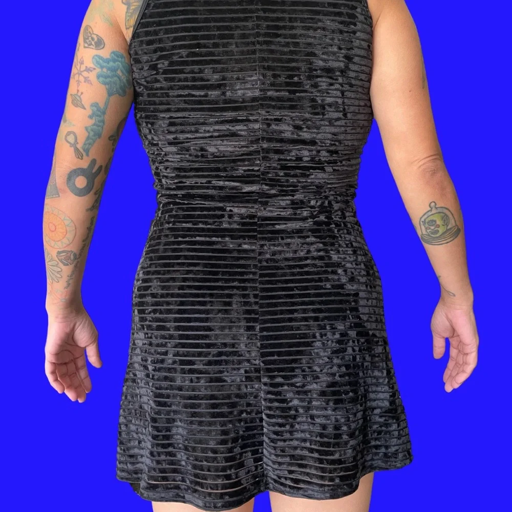 VTG 90s Velvet Mini Dress Semi Sheer, Semi Goth? 💯 Awesome - Picture 4 of 5